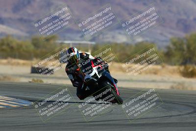 media/Jan-09-2022-SoCal Trackdays (Sun) [[2b1fec8404]]/Turn 14 (10am)/